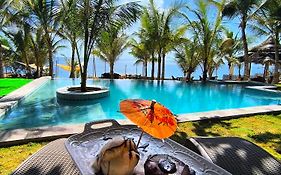 U Story Resort
